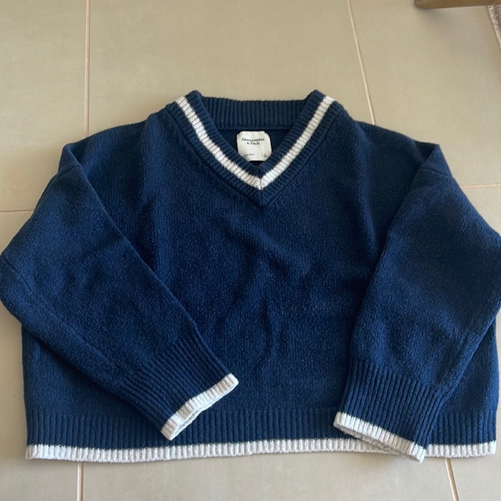 Abercrombie & Fitch V Neck Sweater